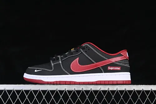 All categories Nk SB Dunk Series Nk SB Dunk Low High-end customized low-top sneakers Nike SB Dunk Low Limited to the Year of the Horse Black and red, make money immediately High-end customized low-top casual sneakers AJ6817-005